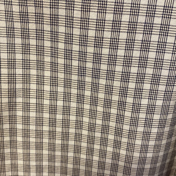 Roundtree and Yorke men’s casual dress shirt size extra large Worn rarely - Picture 4 of 4